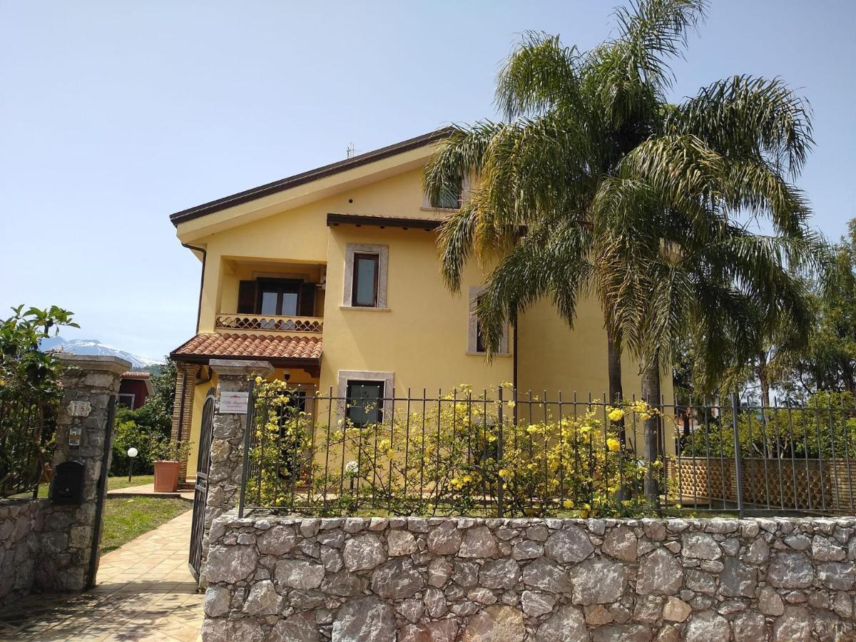 טאורמינה Villa Magnolia B&B מראה חיצוני תמונה