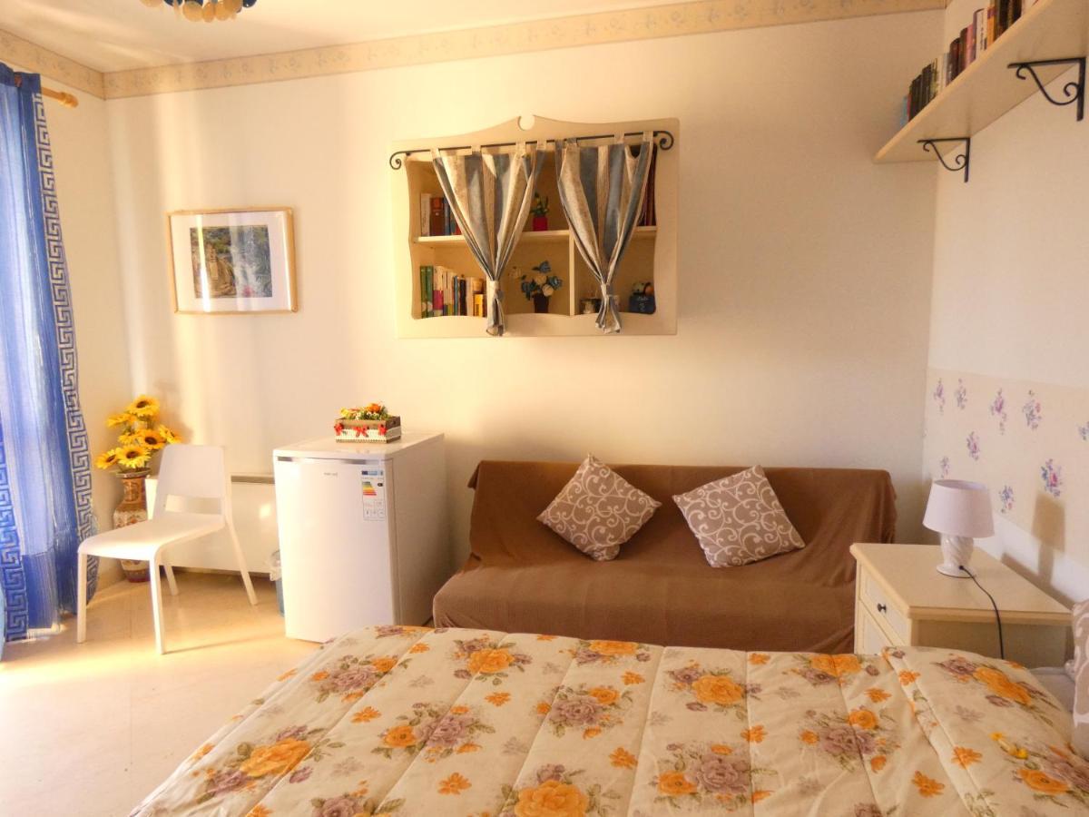 טאורמינה Villa Magnolia B&B מראה חיצוני תמונה