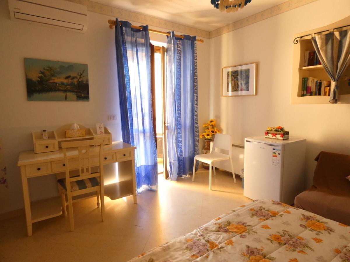 טאורמינה Villa Magnolia B&B מראה חיצוני תמונה