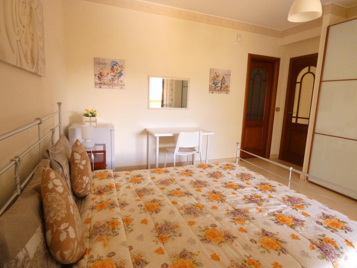 טאורמינה Villa Magnolia B&B מראה חיצוני תמונה
