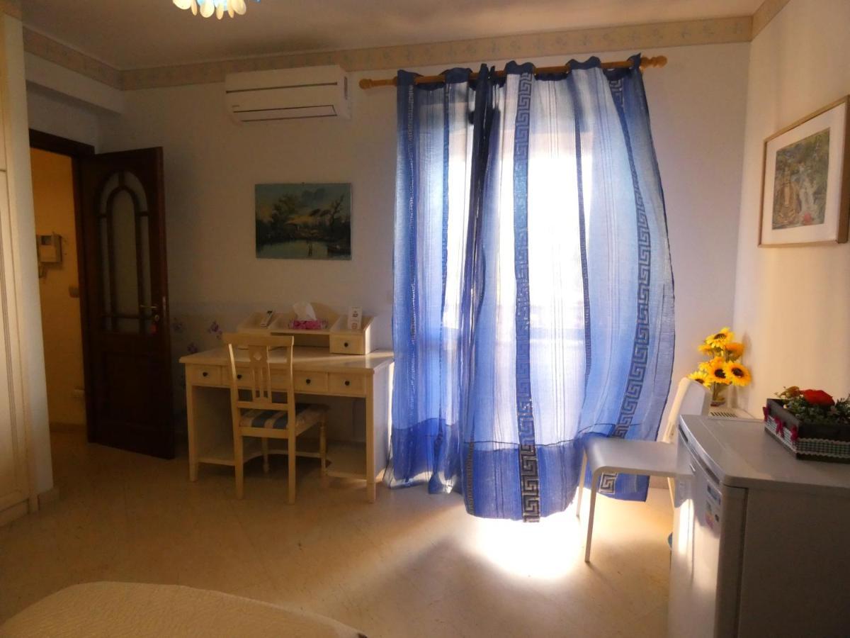 טאורמינה Villa Magnolia B&B מראה חיצוני תמונה
